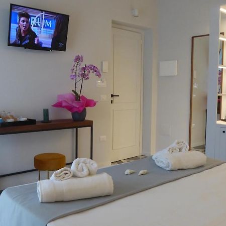 Paderagi Bed & Breakfast Санта Доменика Екстериор снимка