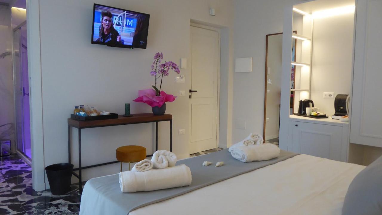 Paderagi Bed & Breakfast Санта Доменика Екстериор снимка