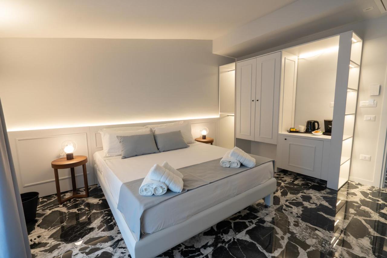 Paderagi Bed & Breakfast Санта Доменика Екстериор снимка