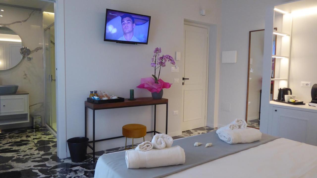 Paderagi Bed & Breakfast Санта Доменика Екстериор снимка